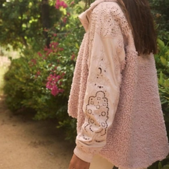 FREE PEOPLE Care FP Seaside Fleece VIOLET Pullover NWT - Picture 2 of 2